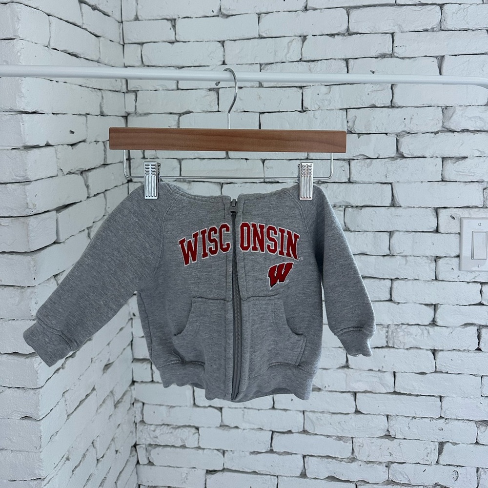 Wisconsin sweatshirt